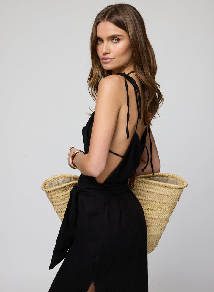 SOME BEACHY DRESS