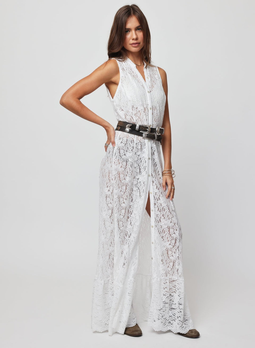 THE LACE BUTTON FRONT MAXI DRESS SMALL / White THE LACE BUTTON FRONT MAXI DRESS SMALL / White