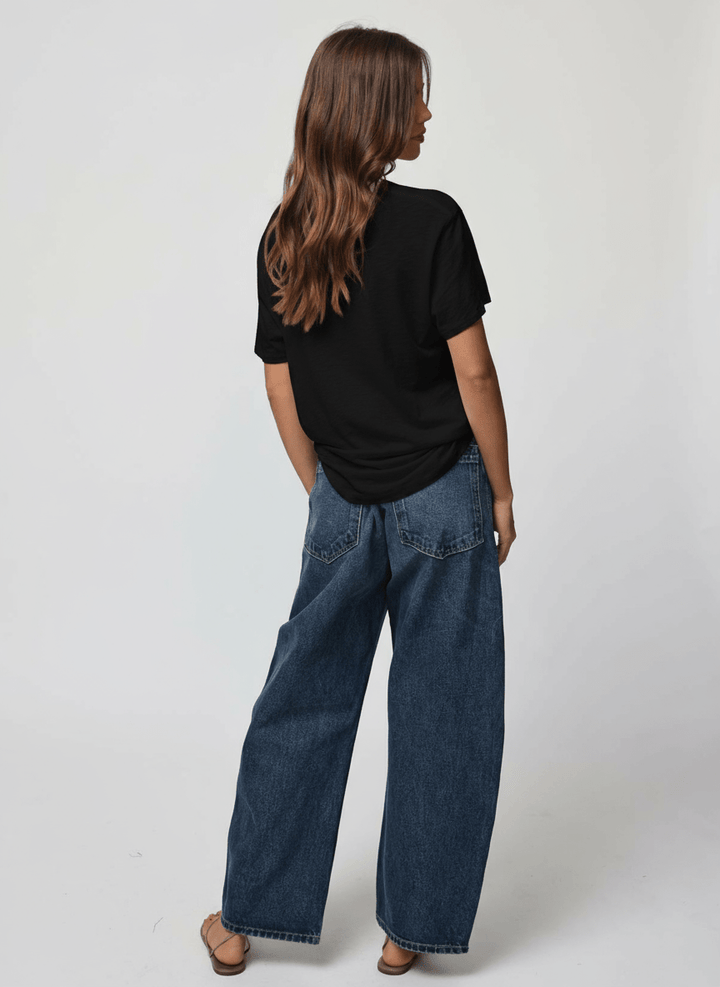 THE OVERSIZED TEE