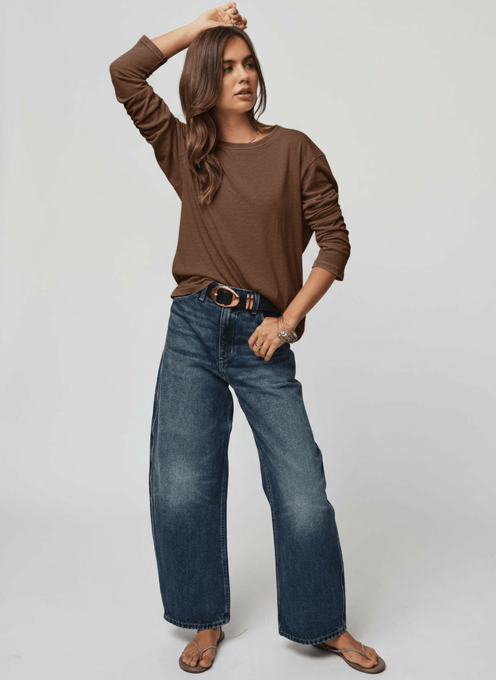 THE OVERSIZED LONG SLEEVE TEE