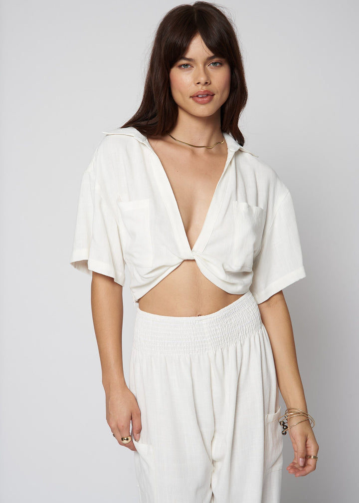 KNOT FRONT SHORT SLEEVE SHIRT