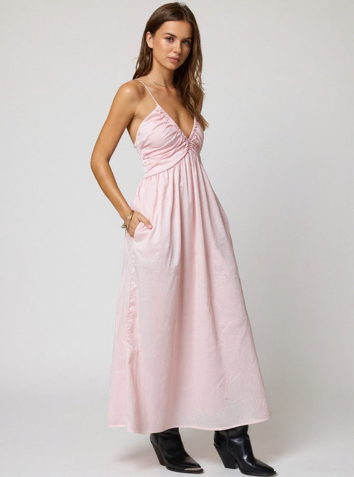 THE NIKKE MAXI