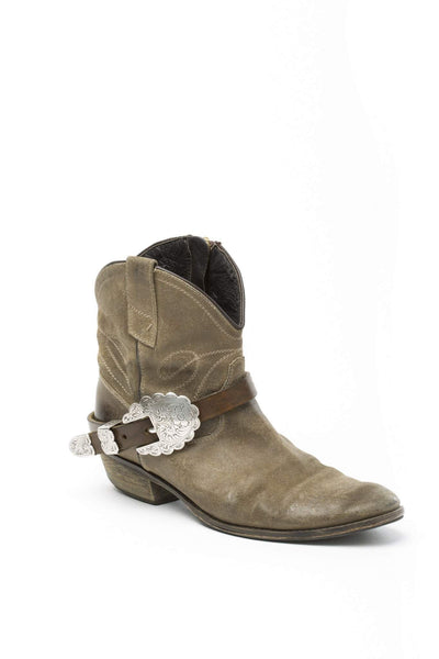 The Etched Silver Buckle Boot Wrap