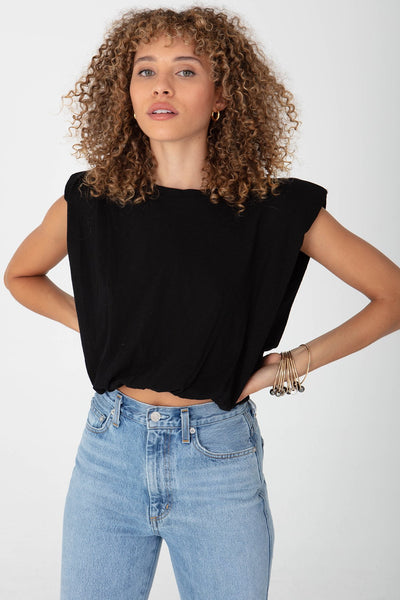 STRONG SHOULDER CROP