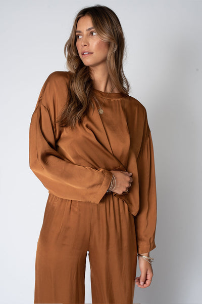 MILA LONG SLEEVE CROP TEE
