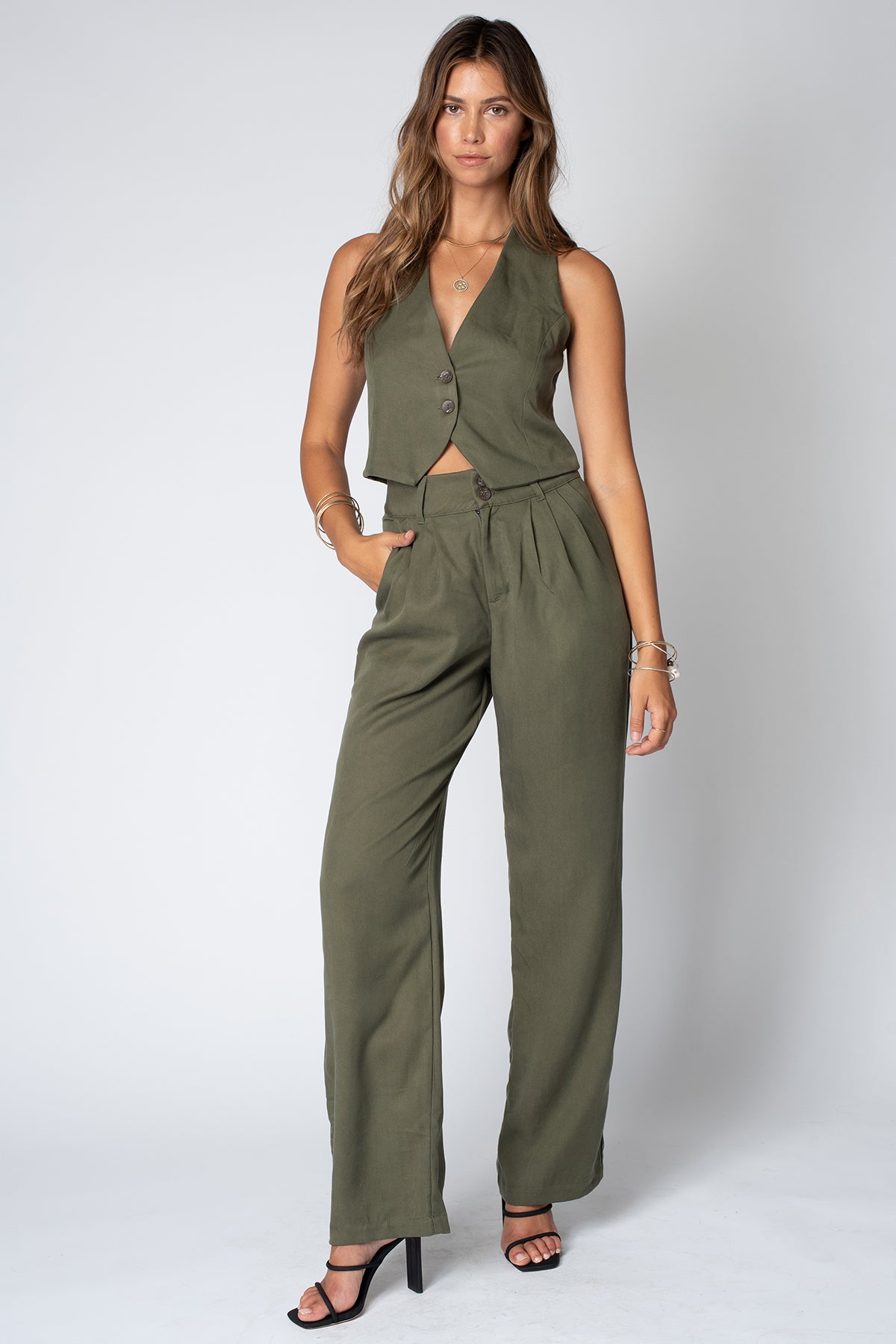 THE TWILL PLEATED PANT