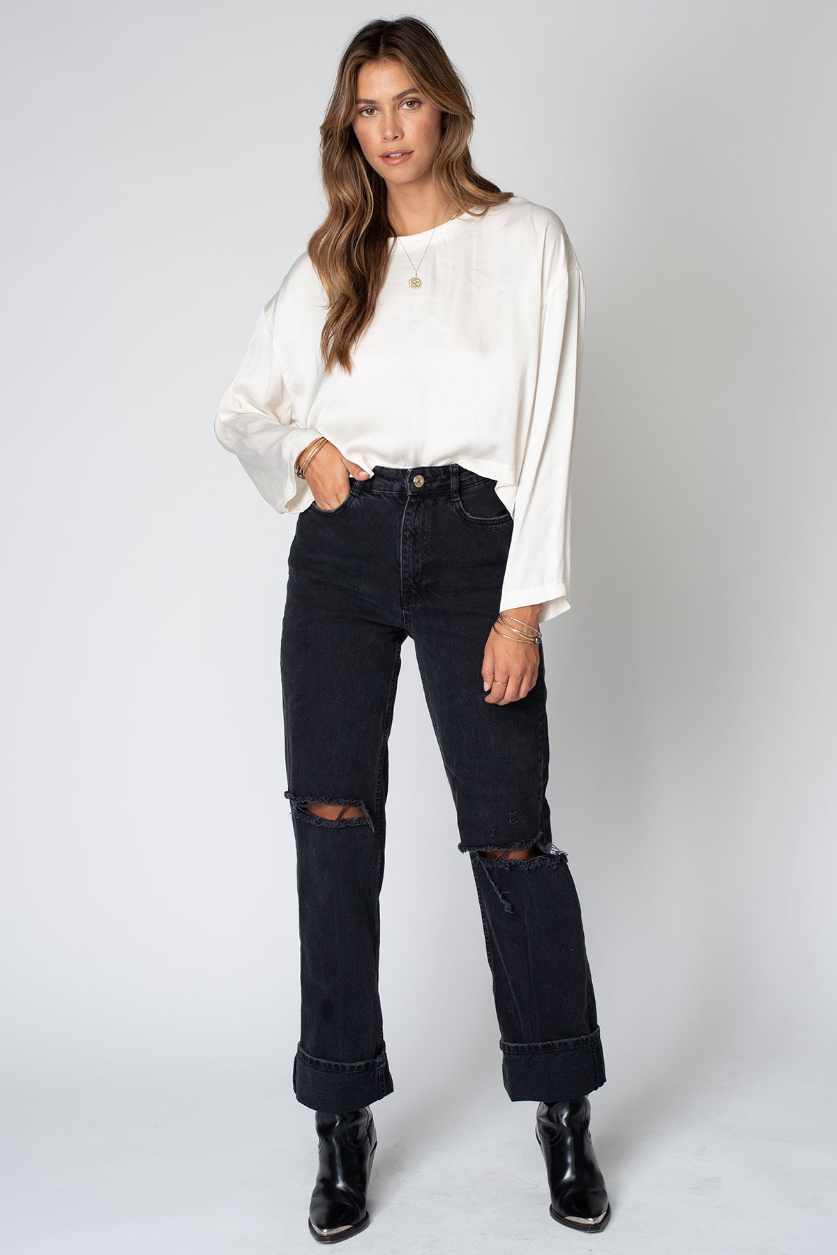 MILA LONG SLEEVE CROP TEE