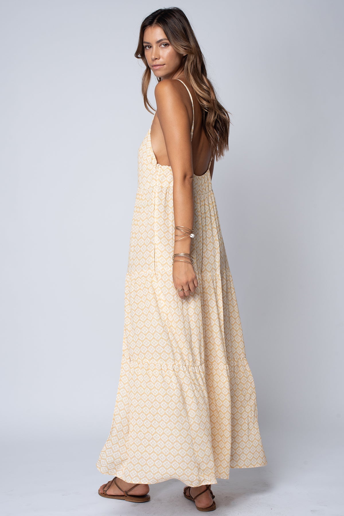 THE MEMZ MAXI